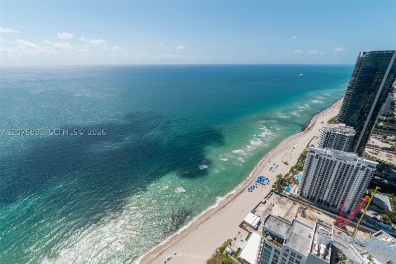 Aluguel de apartamento no Residences by Armani / Casa 5403