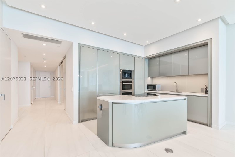 Aluguel de apartamento no Residences by Armani / Casa 5403