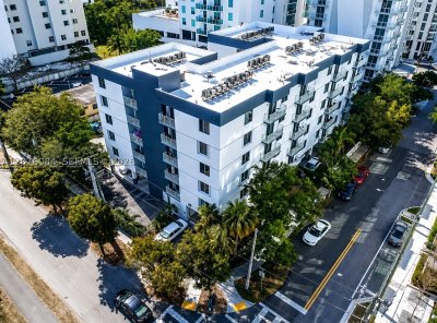 Brickell View Condo Apt #609