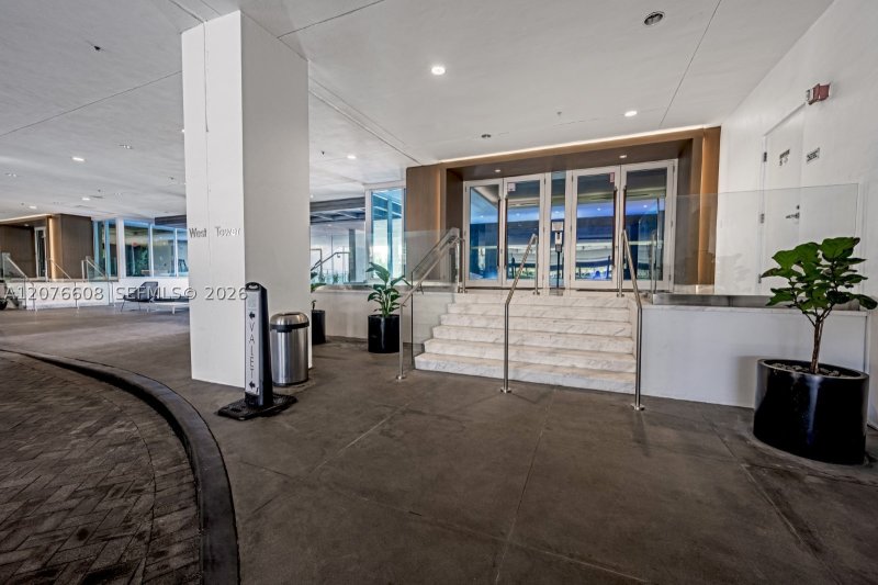 Comprar apartamento no 400 Sunny Isles 908