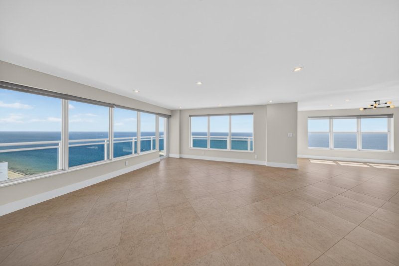 Playa Del Mar Apt #2417