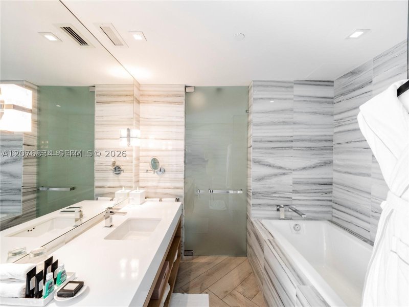 Comprar apartamento no W Hotel & Residences 428