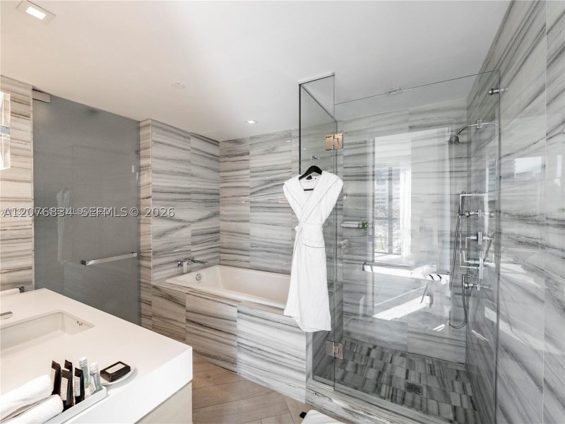 Comprar apartamento no W Hotel & Residences 428
