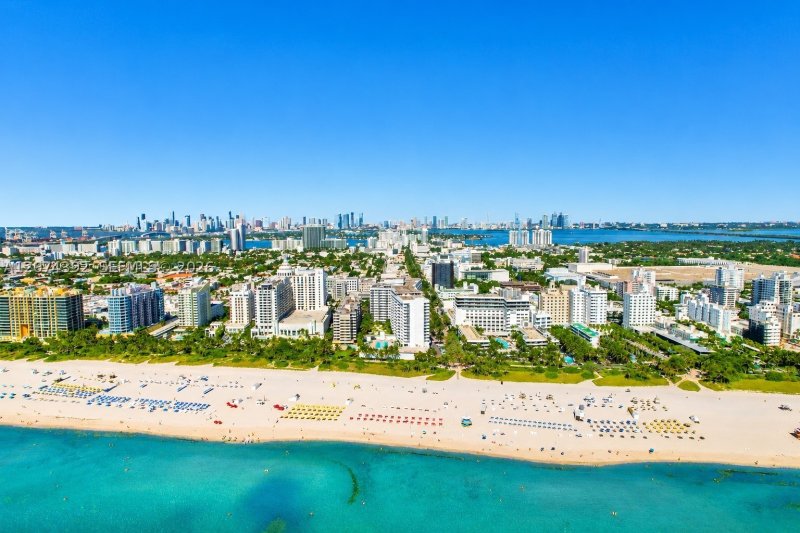 Condo for sale at Decoplage 631