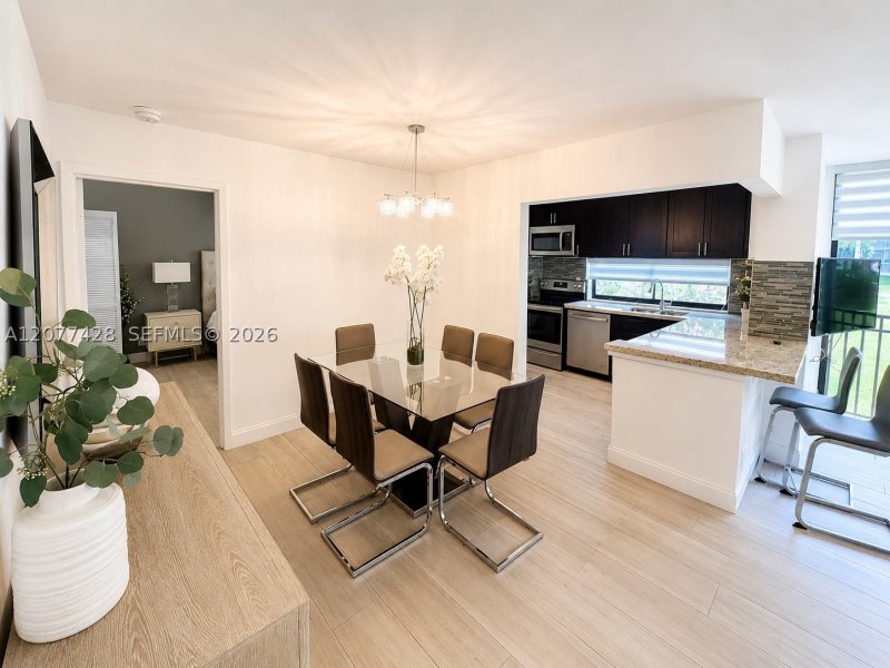 Aluguel de apartamento no Plaza of the Americas 108