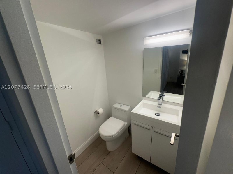 Aluguel de apartamento no Plaza of the Americas 108