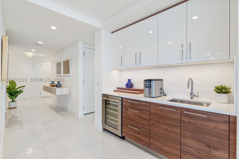 Apartment for rent at 100 Las Olas 4203