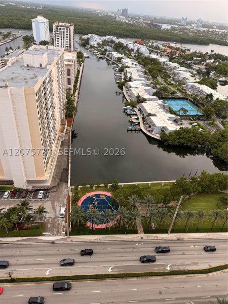 Property photo # 9