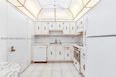 Property photo # 4