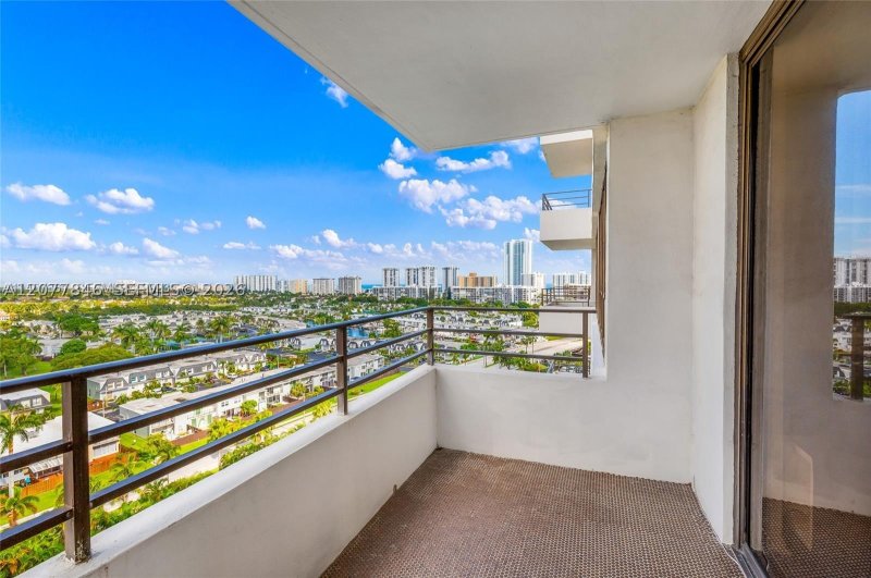 Property photo # 2