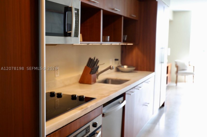 Apartment for rent at 50 Biscayne 606