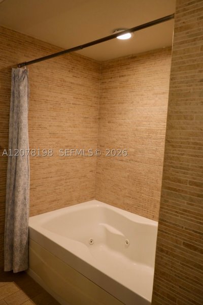 Apartment for rent at 50 Biscayne 606