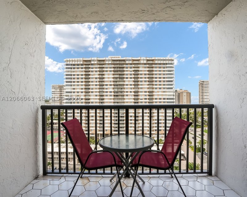 Property photo # 6