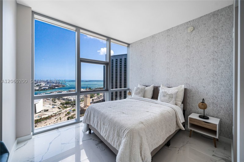 Comprar apartamento no Paramount Miami WorldCenter 2911