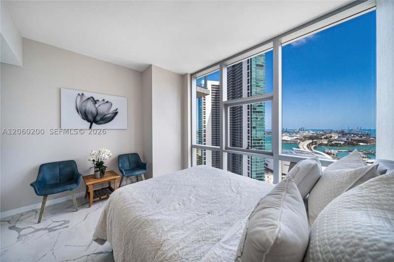 Comprar apartamento no Paramount Miami WorldCenter 2911