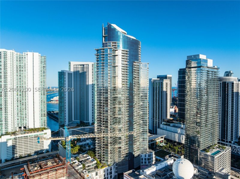 Comprar apartamento no Paramount Miami WorldCenter 2911