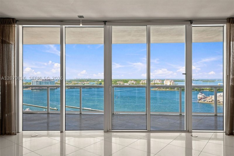 Comprar apartamento no Murano Grande 1804