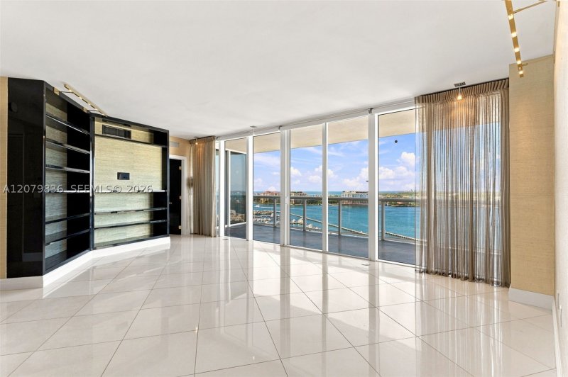 Comprar apartamento no Murano Grande 1804