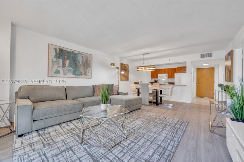 Comprar apartamento no The Club At Brickell Bay 2904
