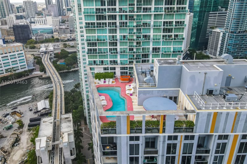 Condo for sale at MyBrickell Condo 707