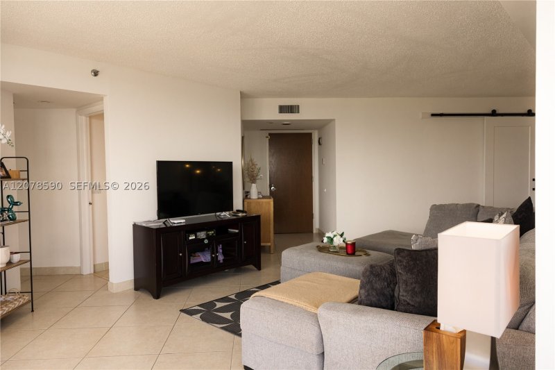 Comprar apartamento en 1000 Williams Island 1010