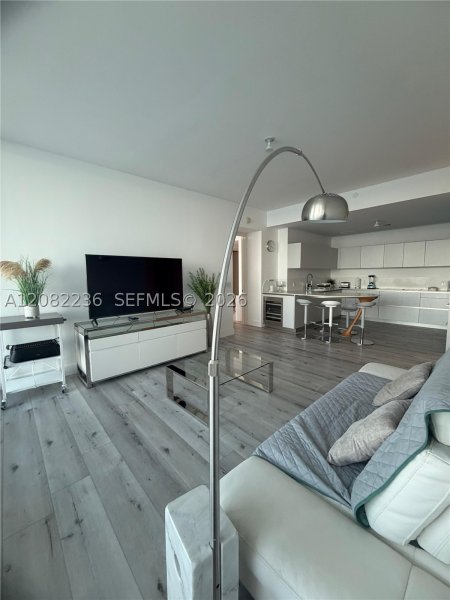 Alquiler de apartamento en Jade Signature 704