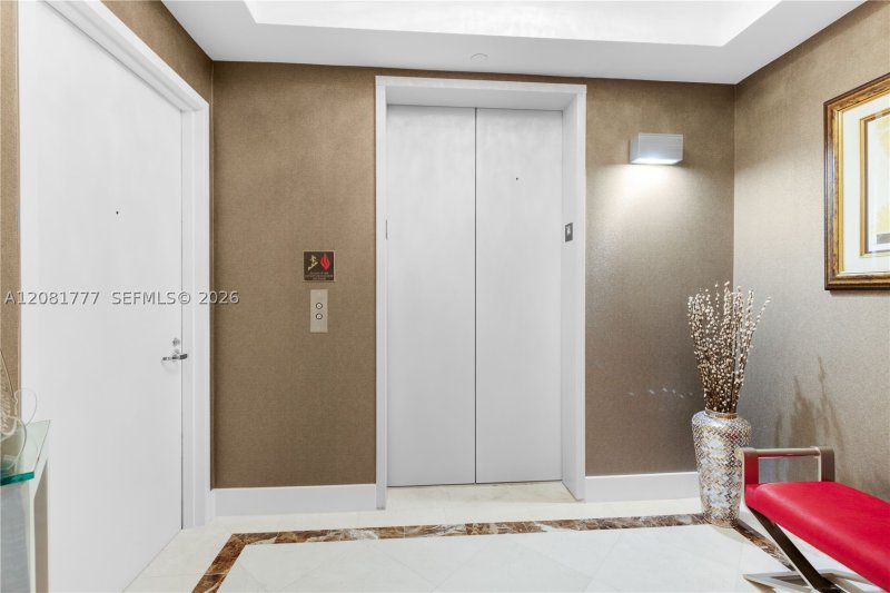 Comprar apartamento en Atlantic One at The Point 1404