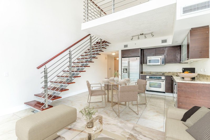 Comprar apartamento no Brickell on the River South #417
