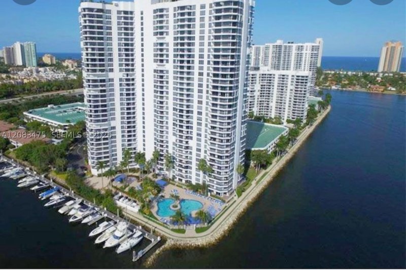 Mystic Pointe 500 Apt #3003