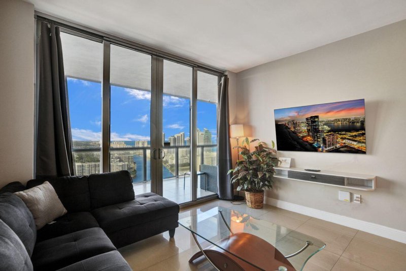 Condo for sale at Beachwalk T3210