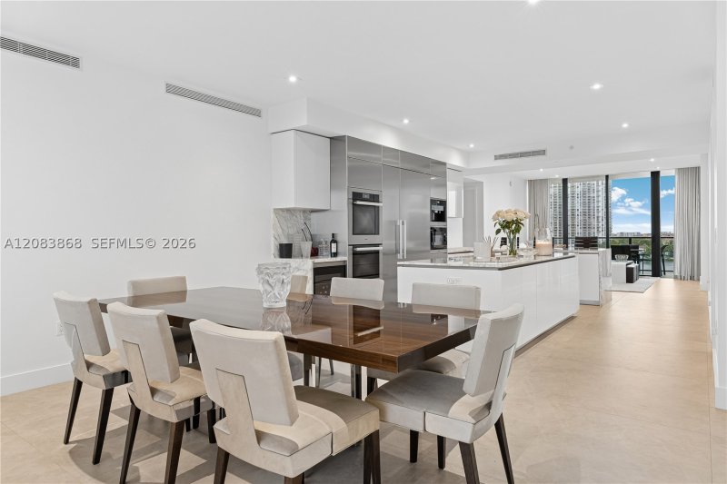 Condo for sale at Prive 607