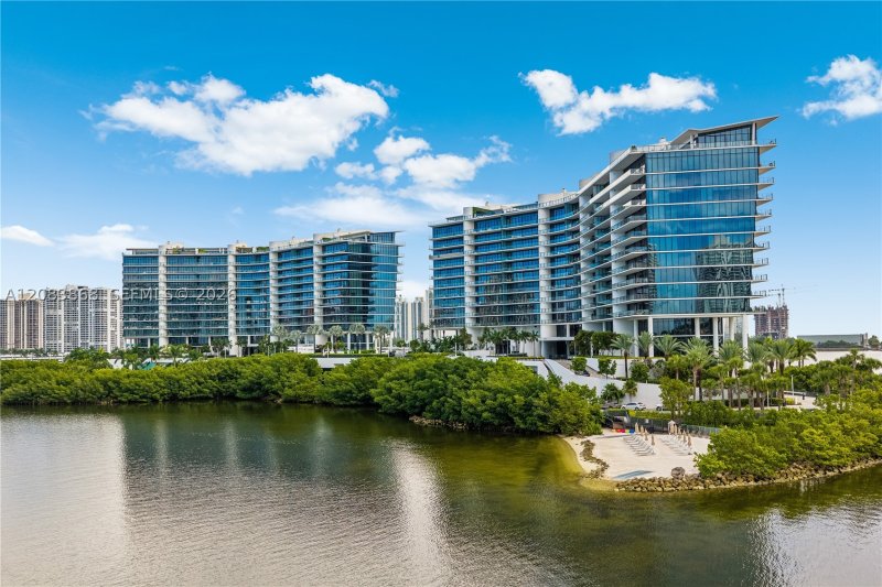 Condo for sale at Prive 607