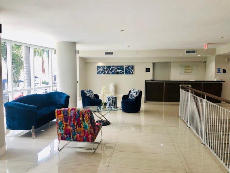 Comprar apartamento en 23 Biscayne Bay 907