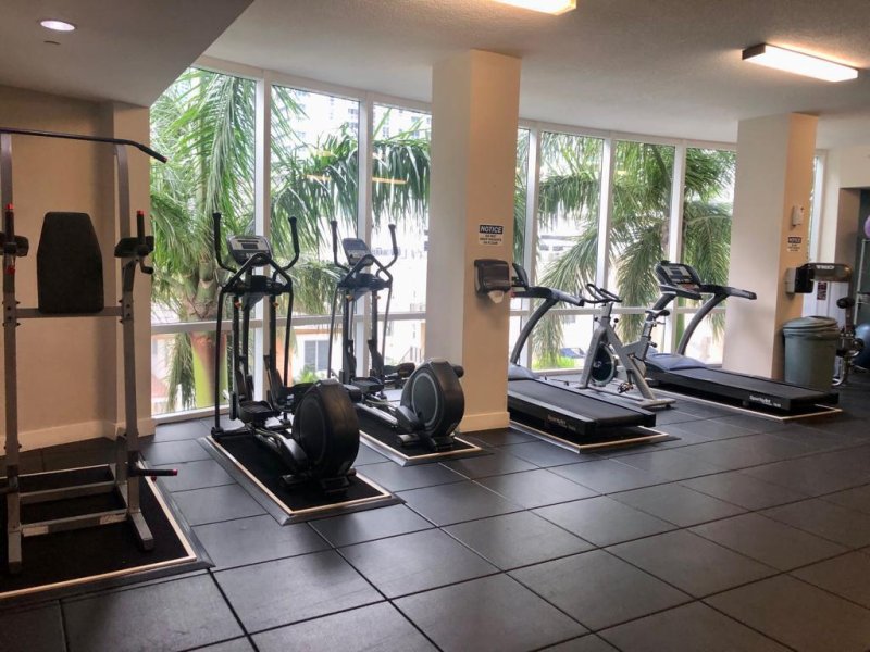 Comprar apartamento en 23 Biscayne Bay 907