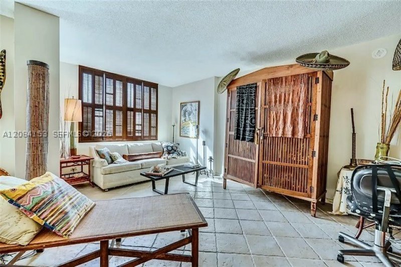 Comprar apartamento en Maison Grande 833