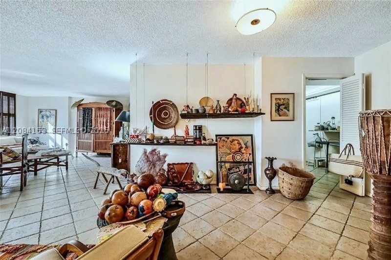 Comprar apartamento en Maison Grande 833