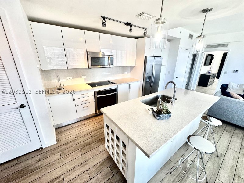 Comprar apartamento en Nine at Mary Brickell Village 2303