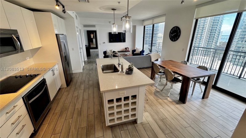 Comprar apartamento en Nine at Mary Brickell Village 2303