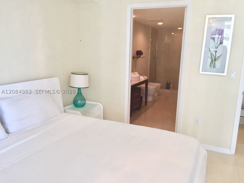 Apartment for rent at Icon Brickell Tower II 3410