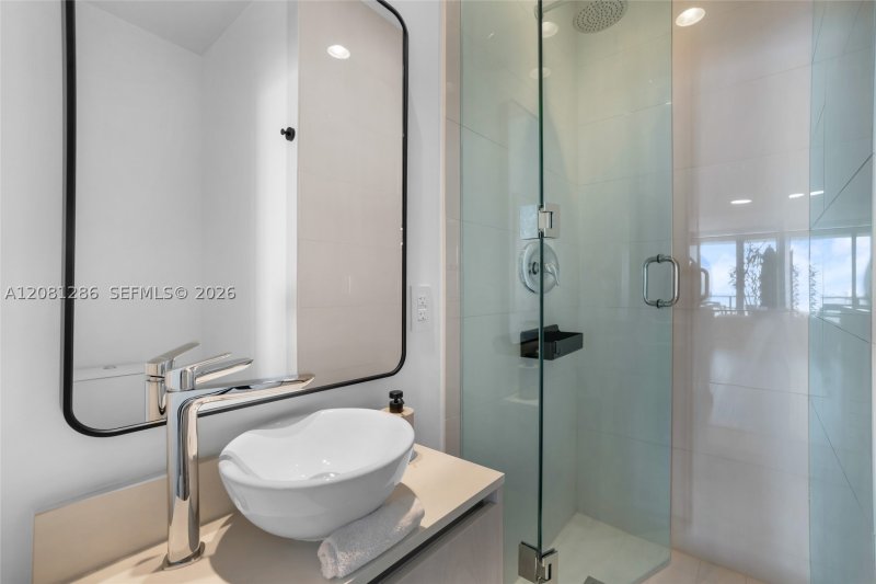 Apartment for rent at Gran Paraiso 1502