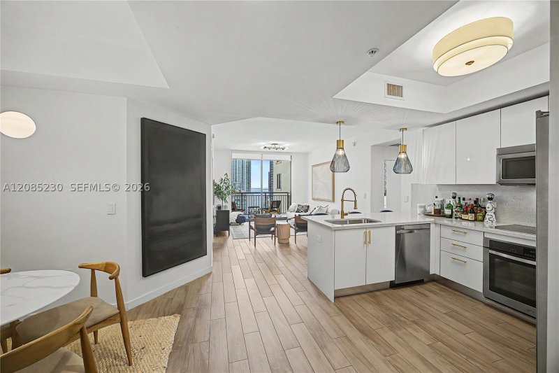 Comprar apartamento en Nine at Mary Brickell Village 2407