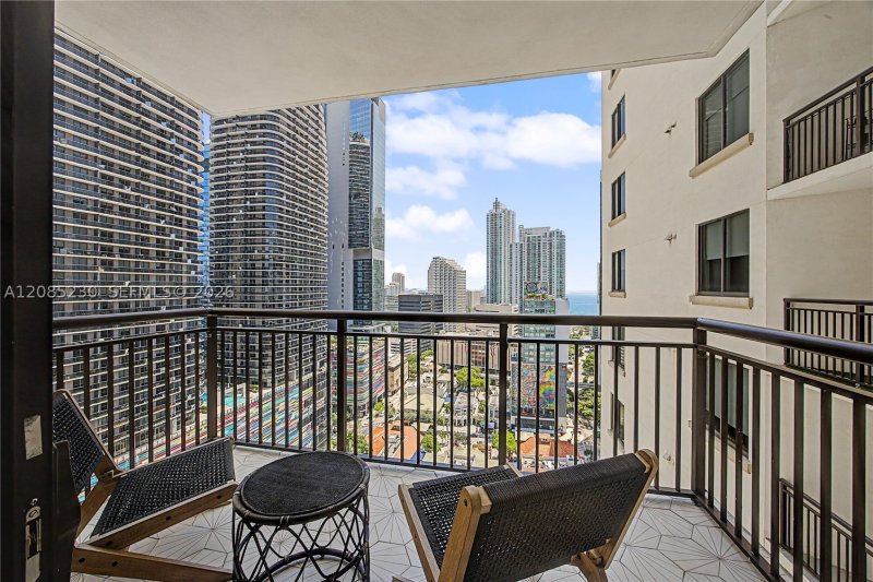 Comprar apartamento en Nine at Mary Brickell Village 2407