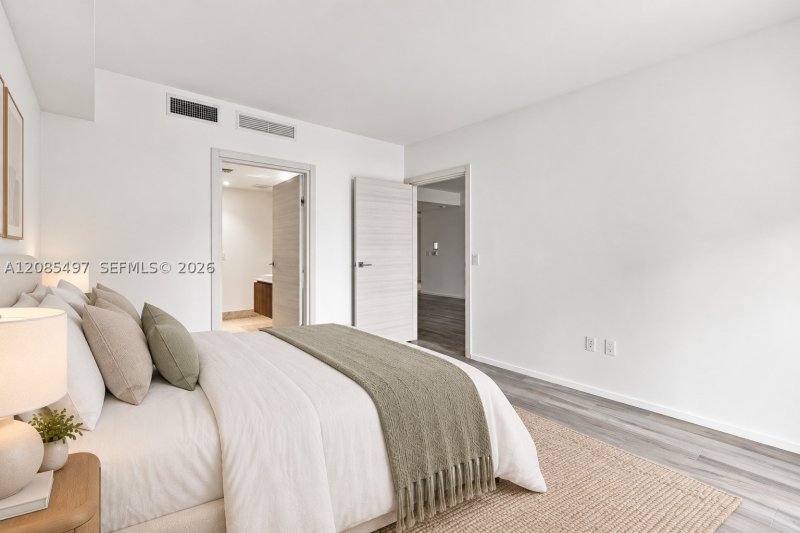 Comprar apartamento en SLS Lux Brickell 1810