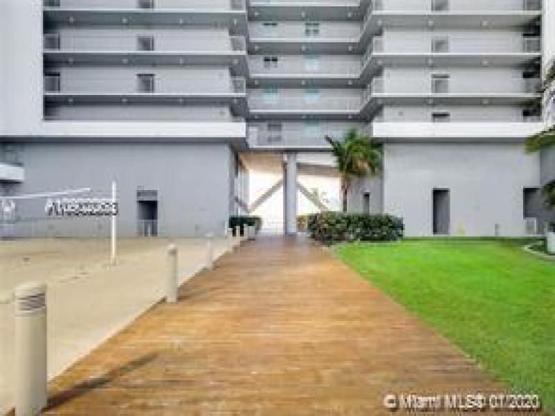 Property photo # 9