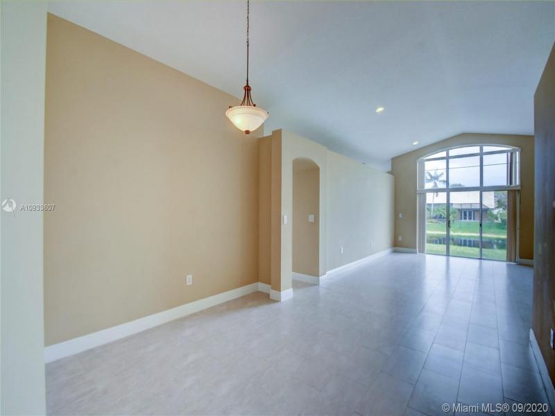 Property photo # 4
