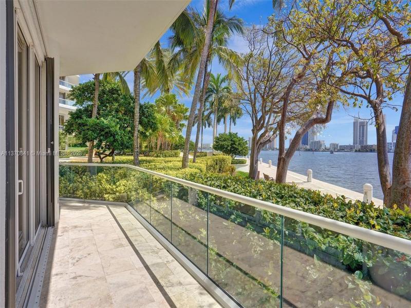 Comprar apartamento en Williams Island 2600 101