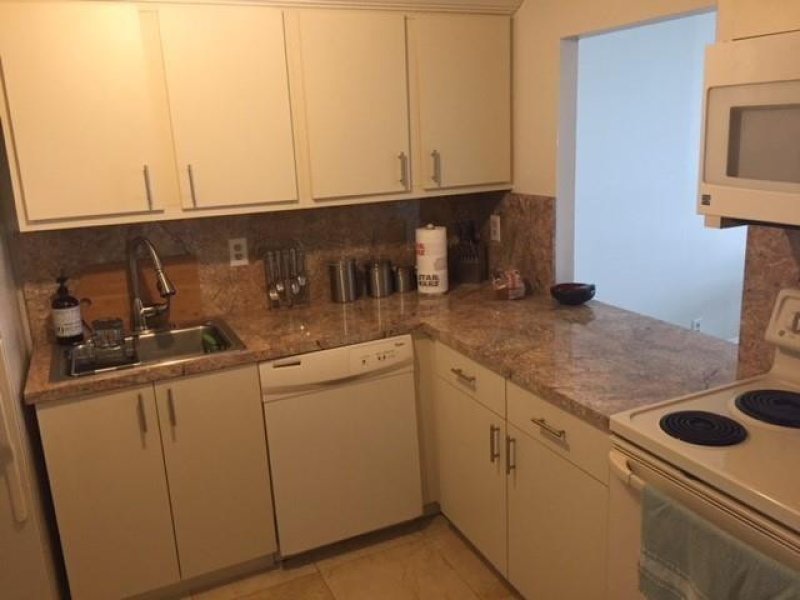 Apartment for rent at 200 Leslie 1117