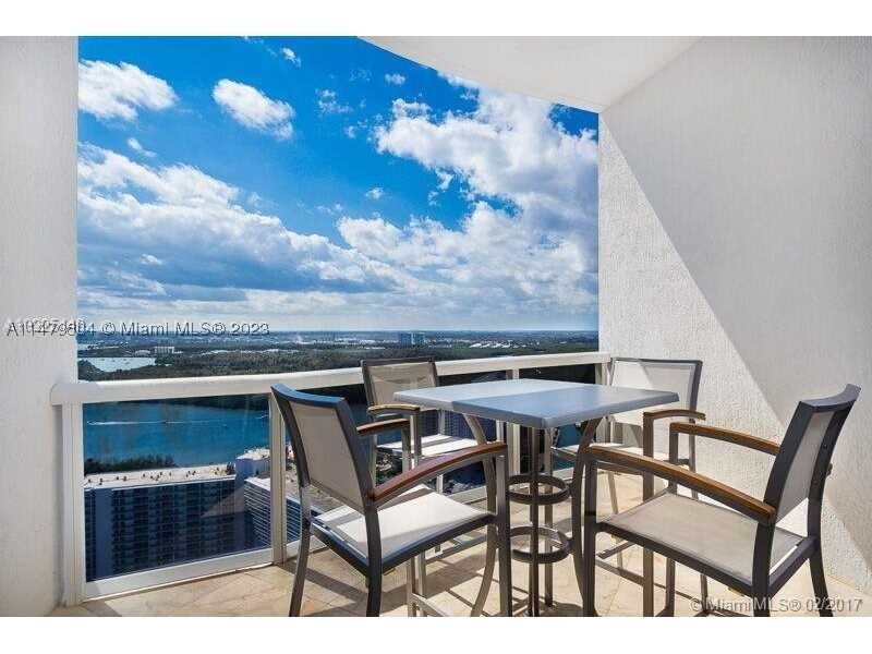Condo for sale at Trump Tower Three 3504