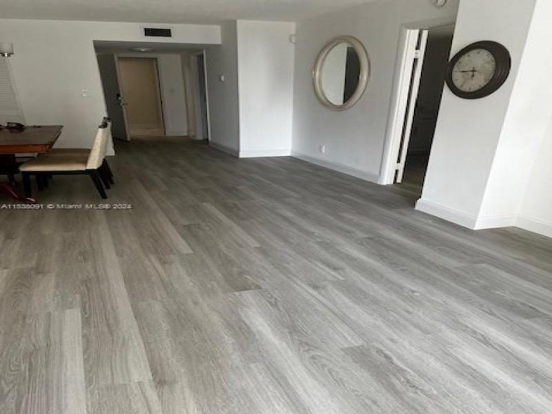 Condo for sale at La Mer Estates 205