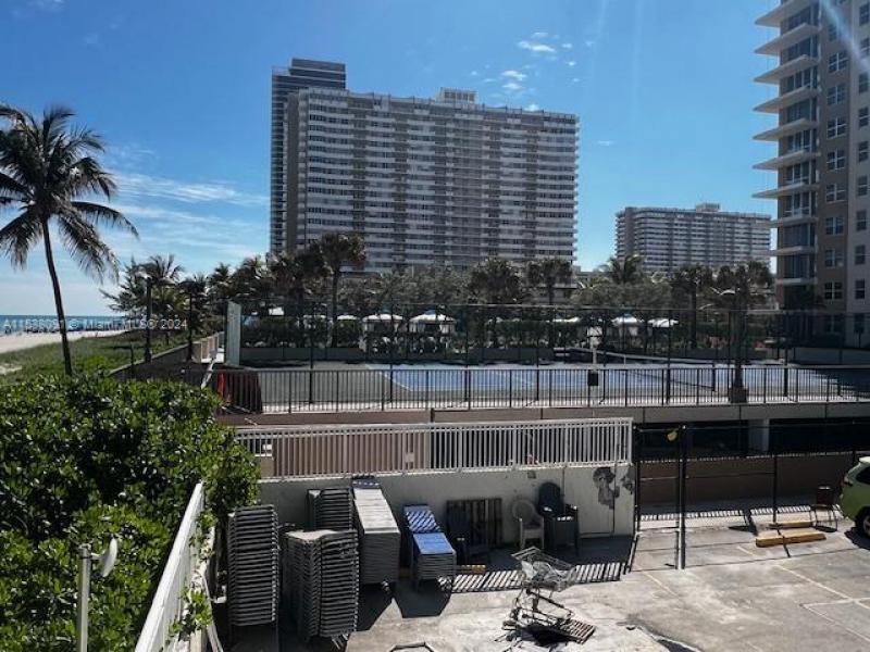 Condo for sale at La Mer Estates 205